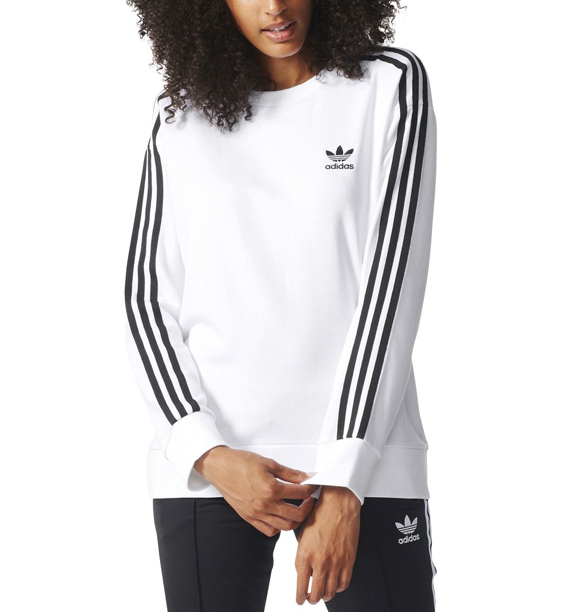 pull adidas blanc et noir